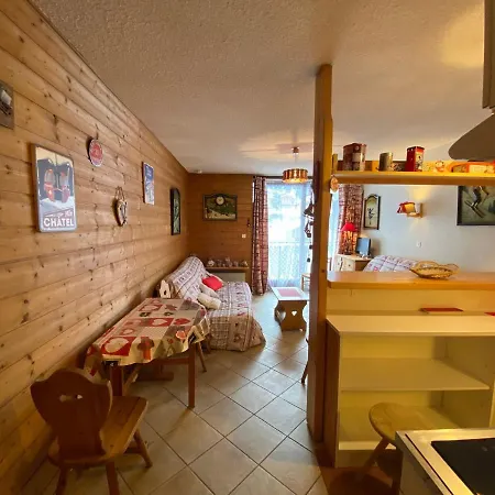 Apartment Cosy Avec Balcon Et Wifi Proche Des Pistes Du Linga - Fr-1-693-82 Châtel
