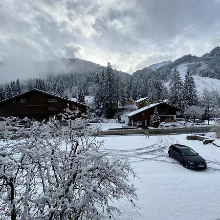 Apartment Cosy Avec Balcon Et Wifi Proche Des Pistes Du Linga - Fr-1-693-82 *